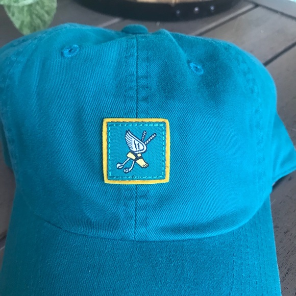 winged foot golf club hat